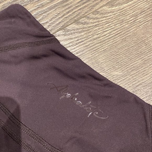 ALPHALETE PULSE SURGE SHORTS 💗 - Picture 4 of 5